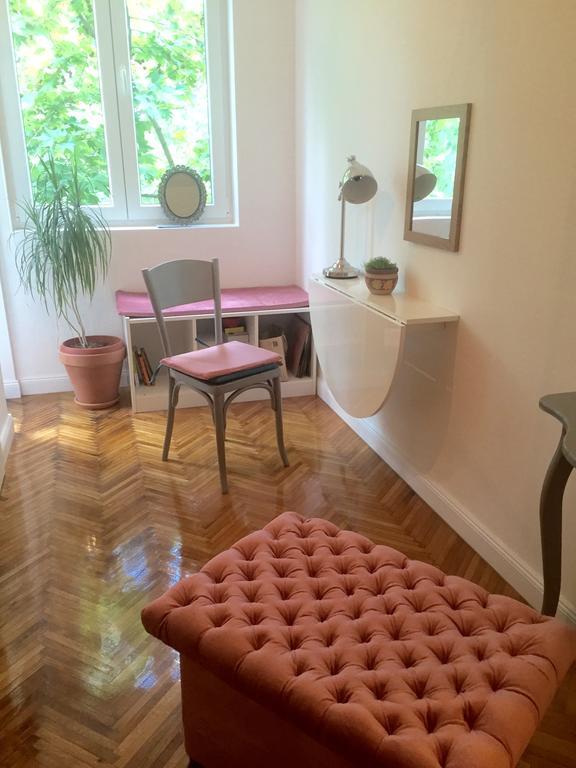 Apartments Selfie Belgrade Central Bagian luar foto